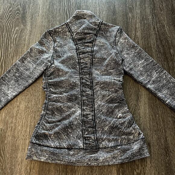 Lululemon Athletica Cypress Kiss 1/2‎ Zip Rush Jacquard Black White Size 8 Top - Picture 5 of 16